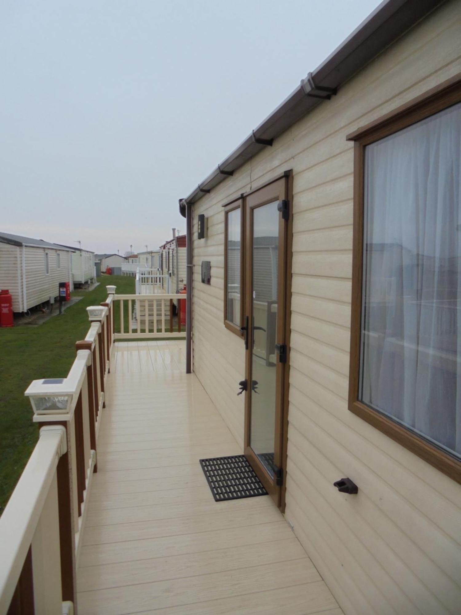The Grange Ingoldmells: Elan 6 Berth, Central Heated, Wrap Around Decking Zewnętrze zdjęcie